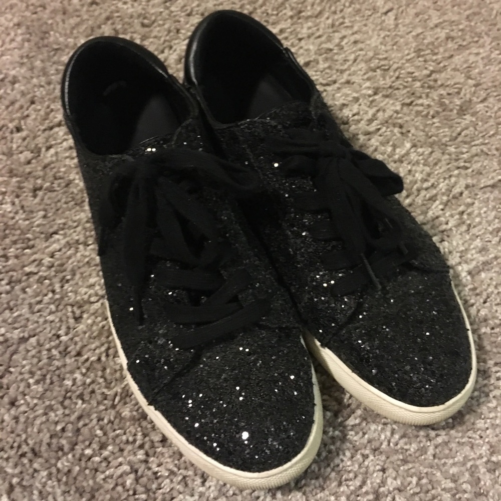 Kenneth Cole Black Sparkly shoes
